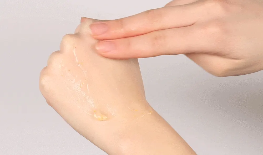 VT COSMETICS Vita-Light Reedle Shot 100 50ml Korea Beauty For You VT COSMETICS Vita-Light Reedle Shot 100 50ml