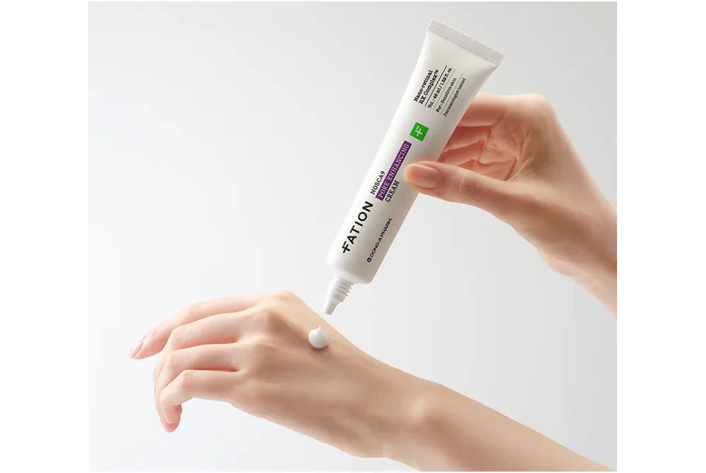 High-purity Peptide and PDRN capsules are infused in this pore cream to build firm skin elasticity and effectively target enlarged pores.