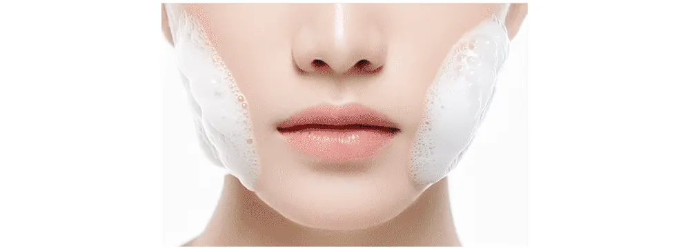 REJURAN Refining Foam Cleanser 120ml / 4 fl. oz. Korea Beauty For You Rich and dense micro-foam texture of the REJURAN Refining Foam Cleanser, a gentle hydrating foam cleanser.
